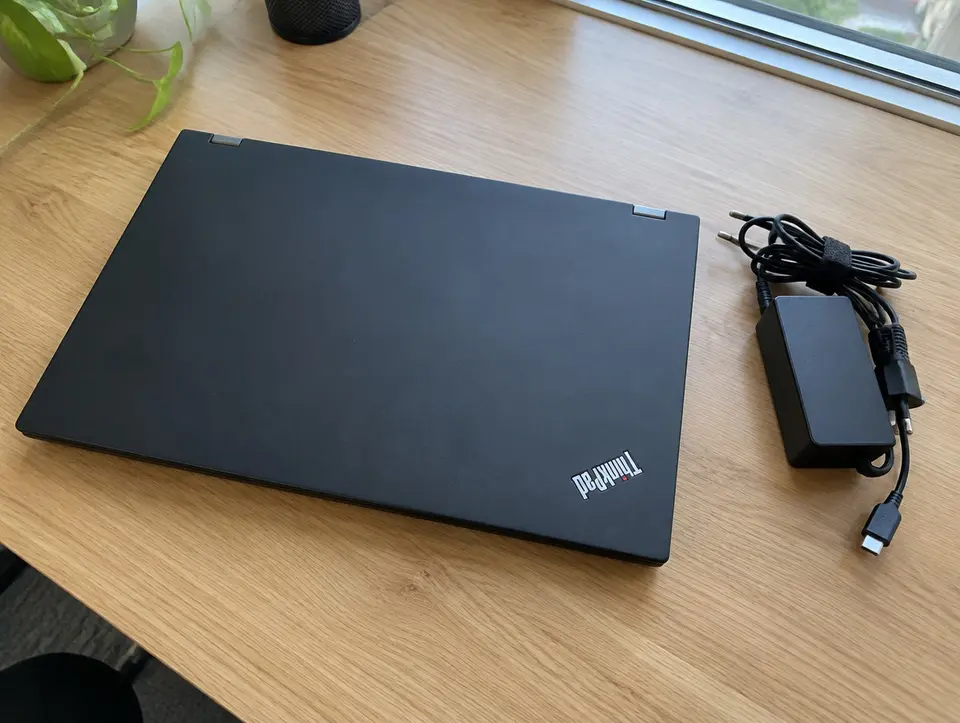 Lenovo ThinkPad T14 Gen 2, i7-1165G7, 16/512, отличное состояние — фото 2