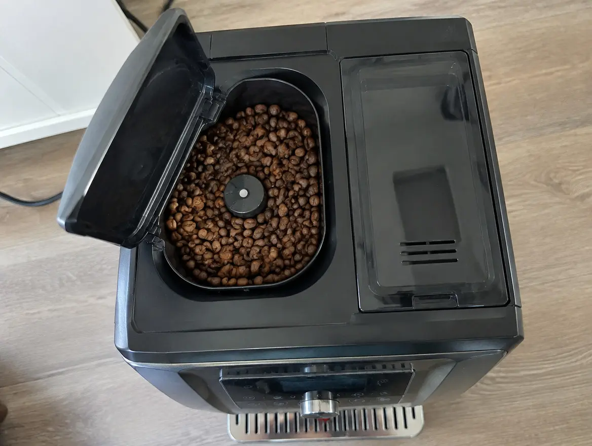 Кофемашина DeLonghi Magnifica S, автомат, зерновая — фото 2