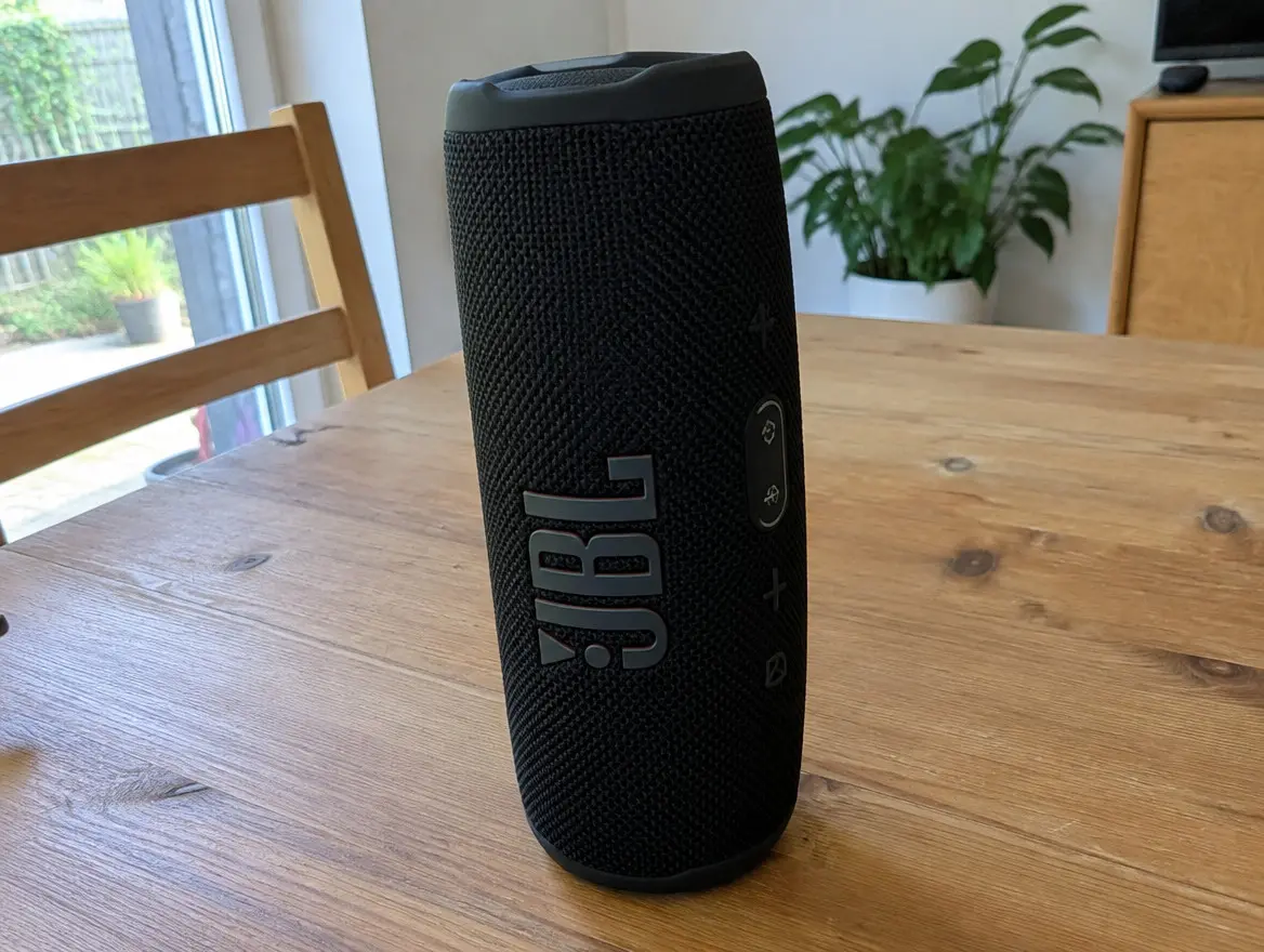 Колонка JBL Charge 5, оригинал, чёрная — фото 1
