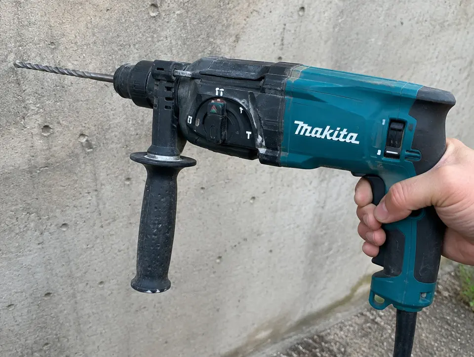 Перфоратор Makita HR2470, 780 Вт, SDS-plus, в кейсе — фото 2