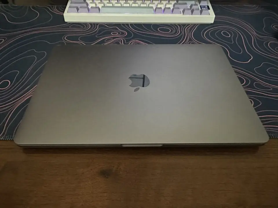 Apple MacBook Pro 13" (серый космос) с Touch Bar общая память 256 гб — фото 3