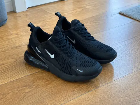 Кроссовки Nike Air Max 270, 42 размер, оригинал