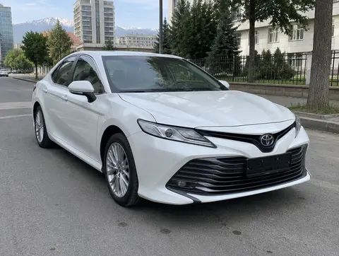 Toyota Camry 70, 2019, 2.5 л, из США, один хозяин